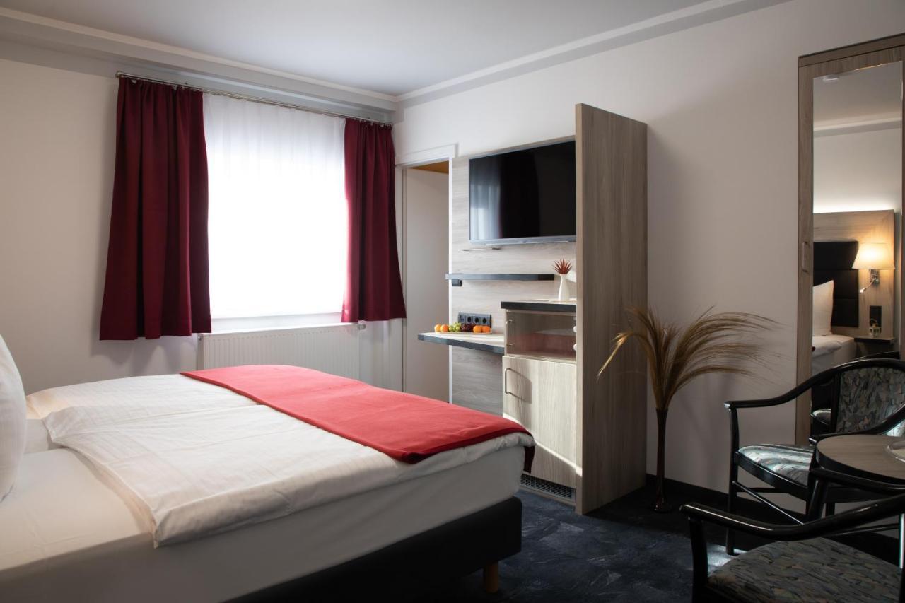 Hotel Zur Kulturweberei フィンスターヴァルデ エクステリア 写真