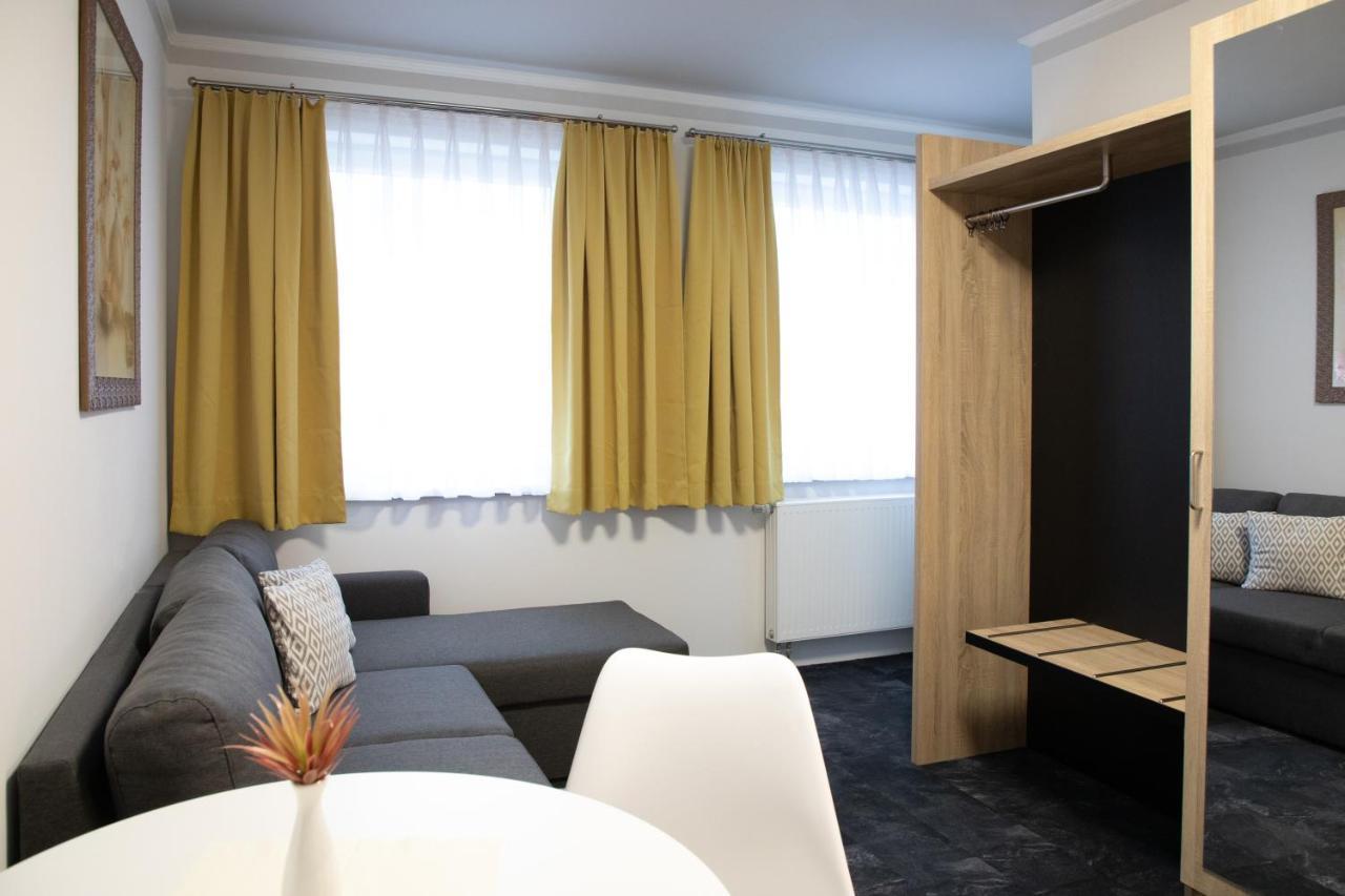 Hotel Zur Kulturweberei フィンスターヴァルデ エクステリア 写真