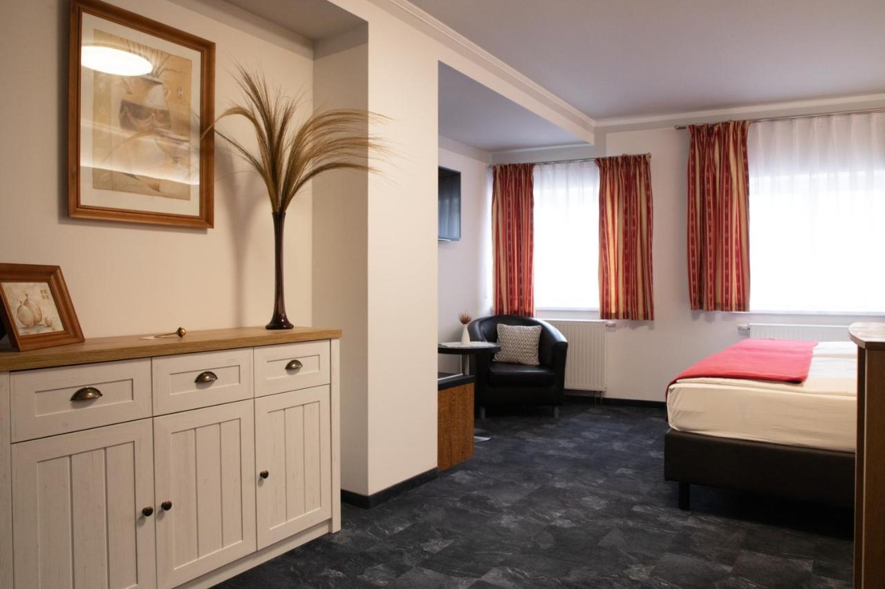 Hotel Zur Kulturweberei フィンスターヴァルデ エクステリア 写真