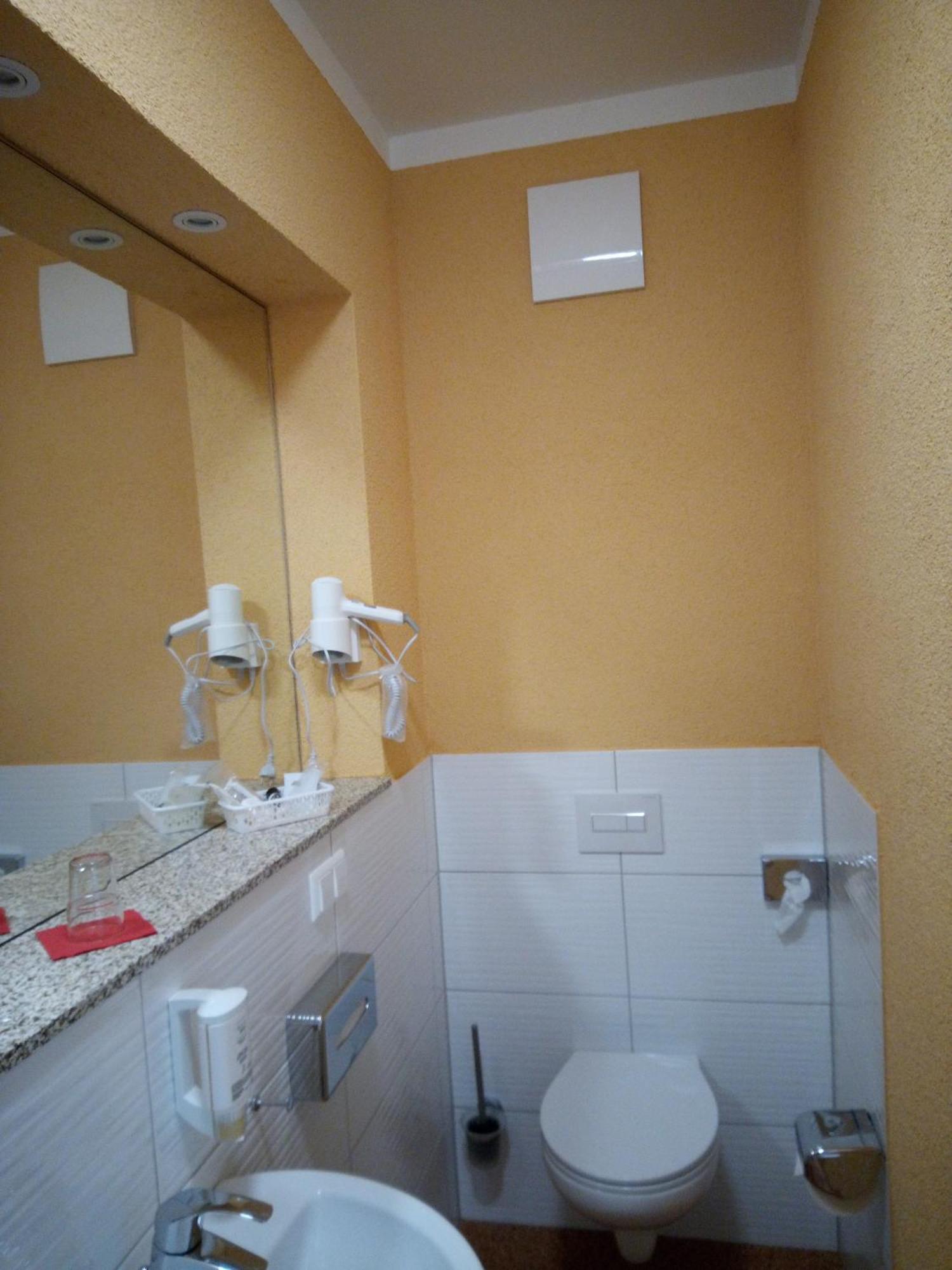 Hotel Zur Kulturweberei フィンスターヴァルデ 部屋 写真